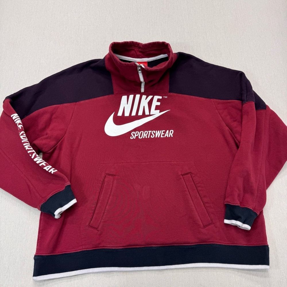 Nike Sweatshirt Womens Sz XL Burgundy Active 1/4 Zip Pullover Spell Out Logo